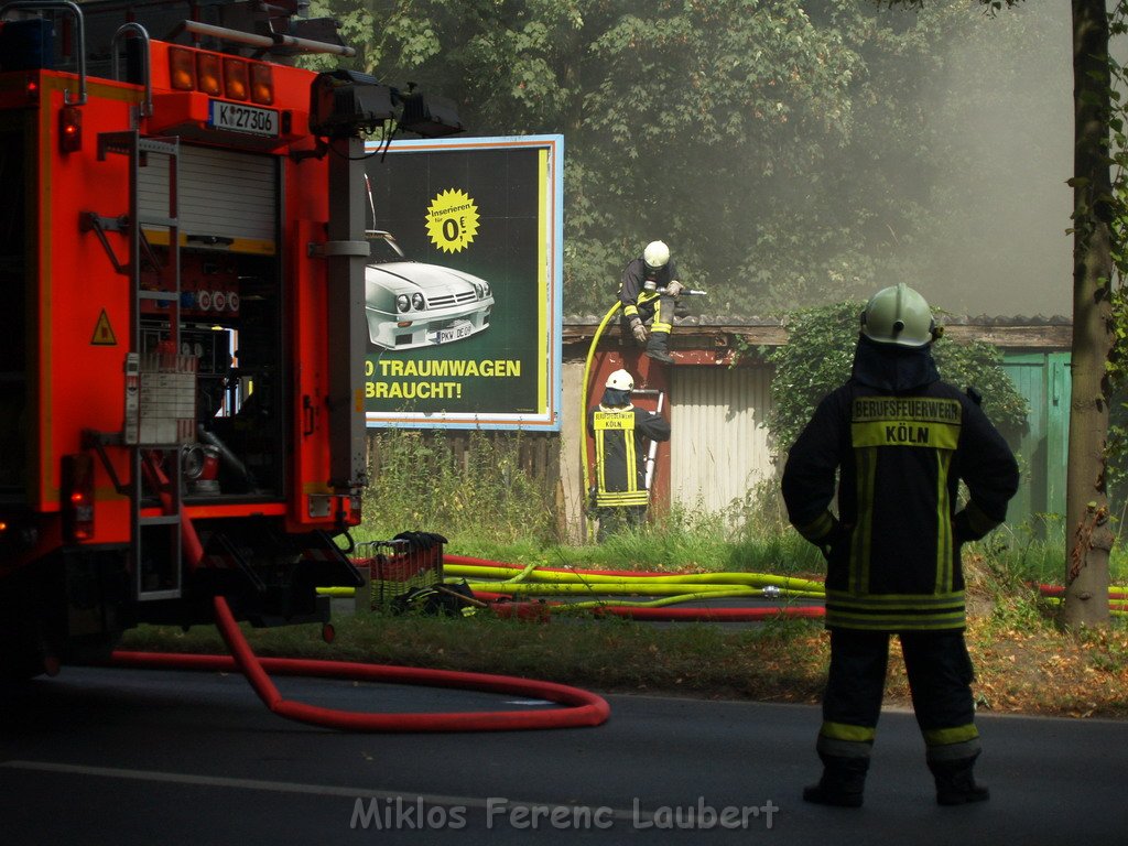 Brand Schuetzenhof Neusser Landstr P5515.JPG